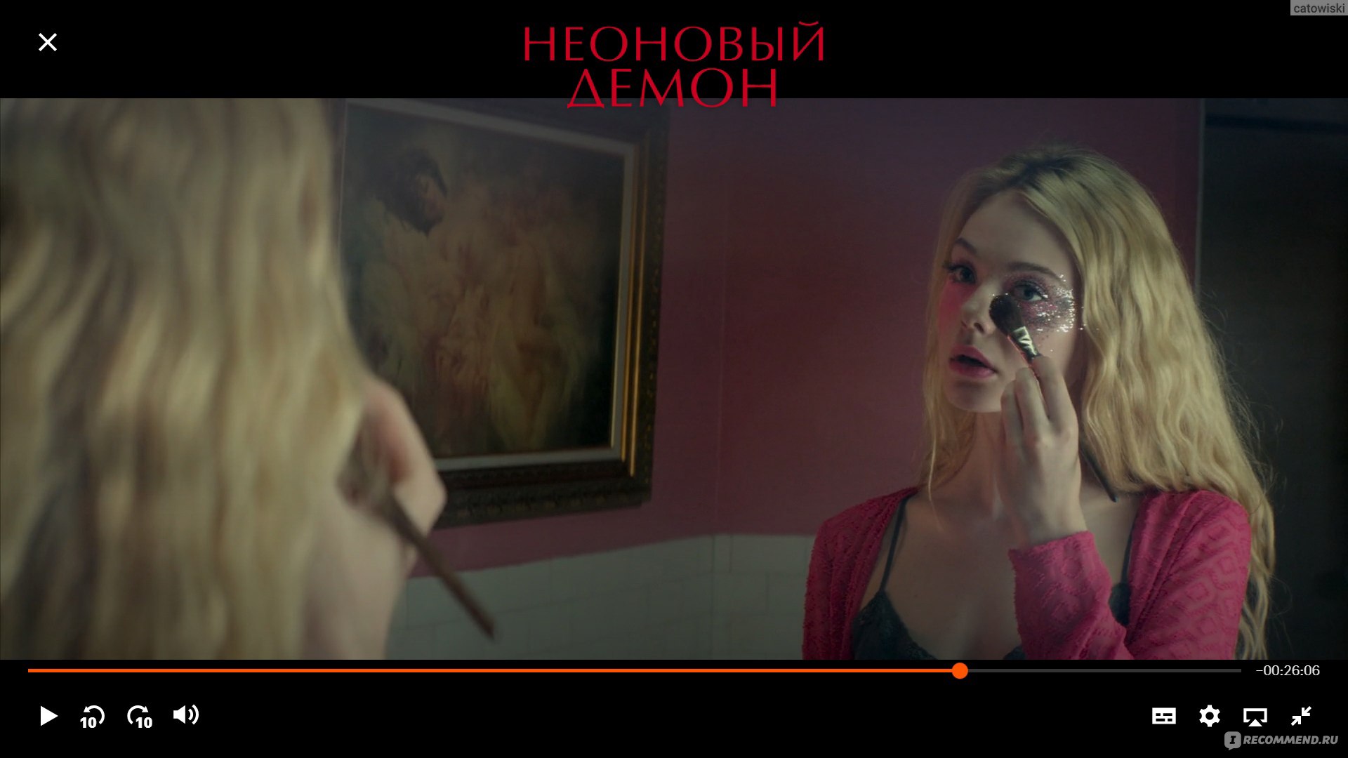 Неоновый демон / The Neon Demon (2016, фильм) - «Некрофилия, насилие,  каннибализм и лесбиянки - вся эта несуразица в триллере про моделей с  прекрасной Эль Фаннинг. Фильм про погоню за необычайной красотой,