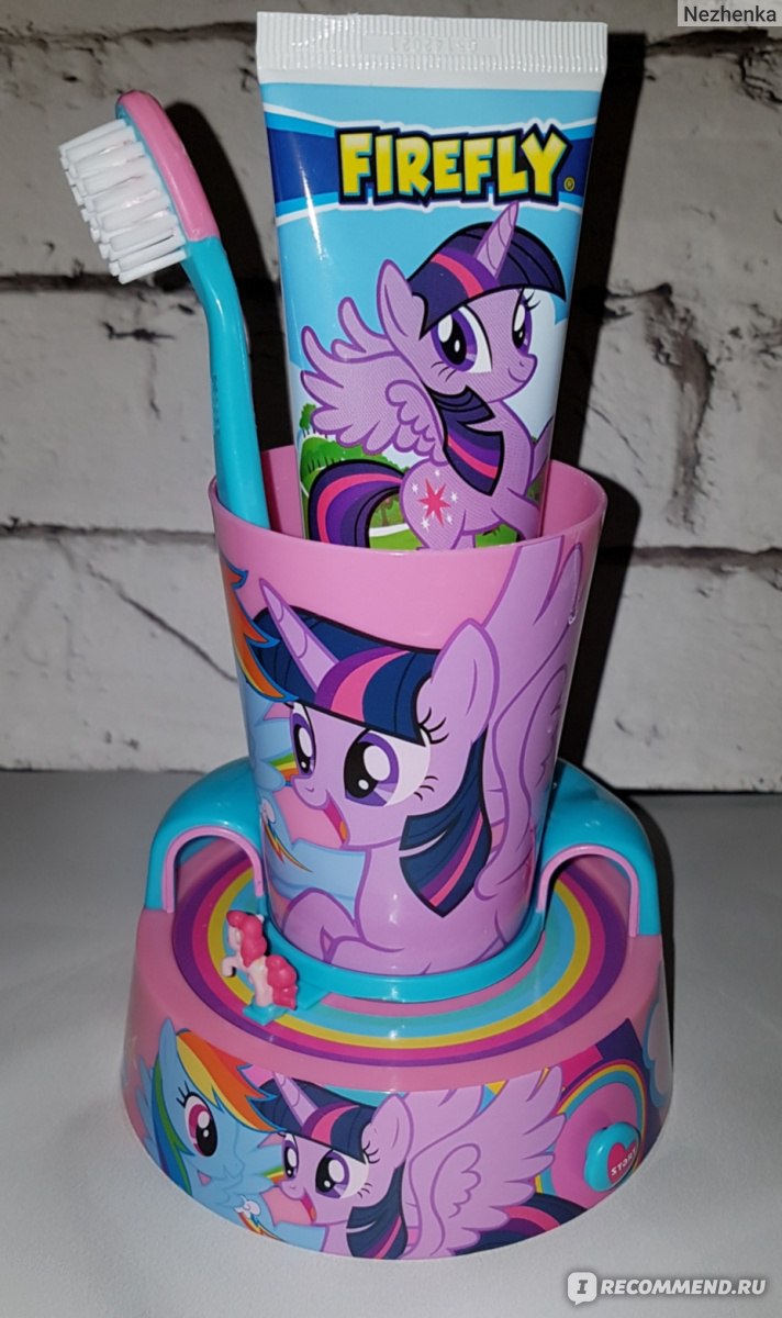 Набор для детей My little Pony Toothbrush timer gift set подставка-таймер с  пони +стакан+зубная щетка (soft)+зубная паста,75мл - «Полезная приятность  от которой ребенок будет в восторге» | отзывы