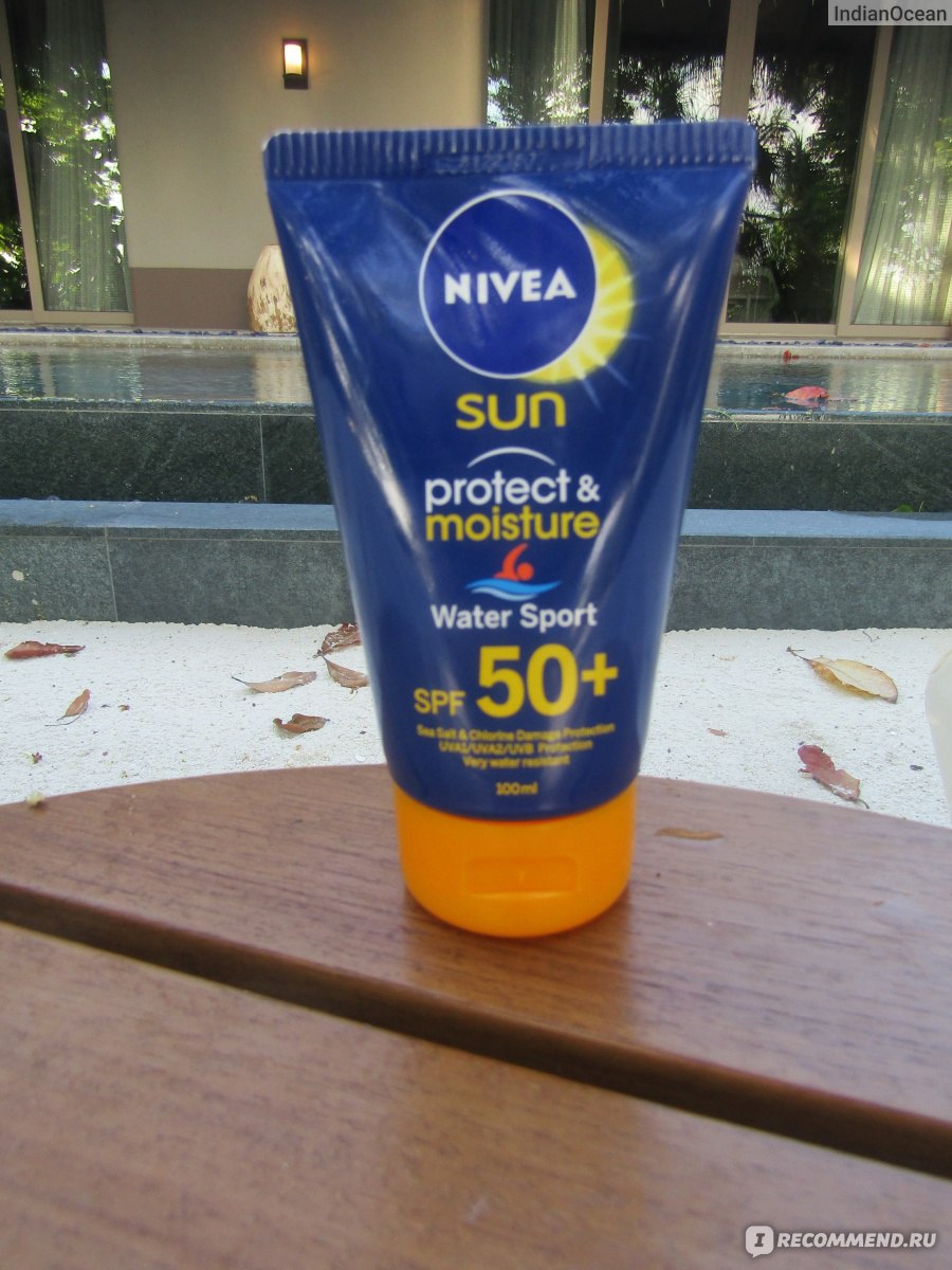 Солнцезащитный лосьон NIVEA Sun «Защита и увлажнение» SPF 50 фото