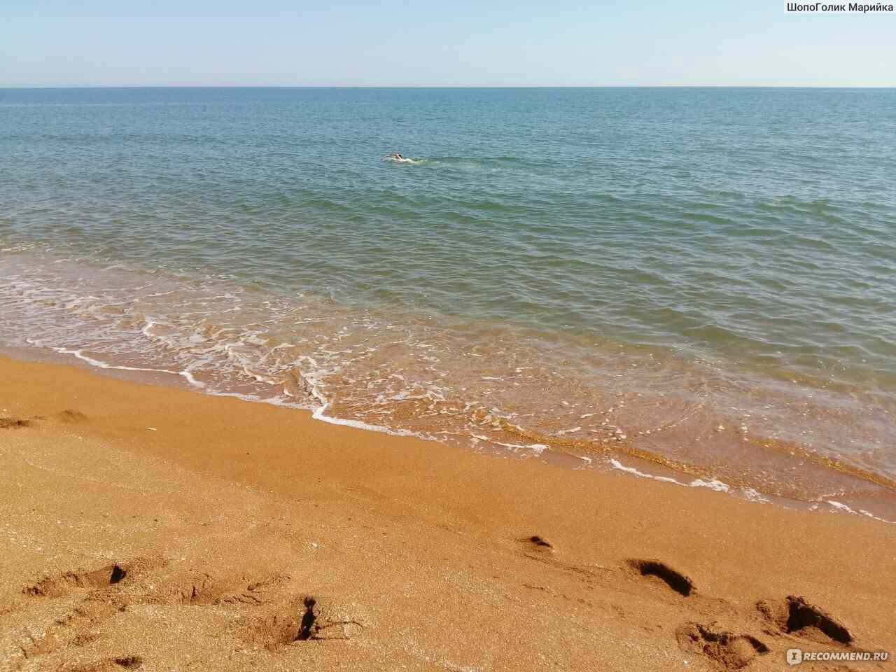 Пляж Алые паруса Дербент