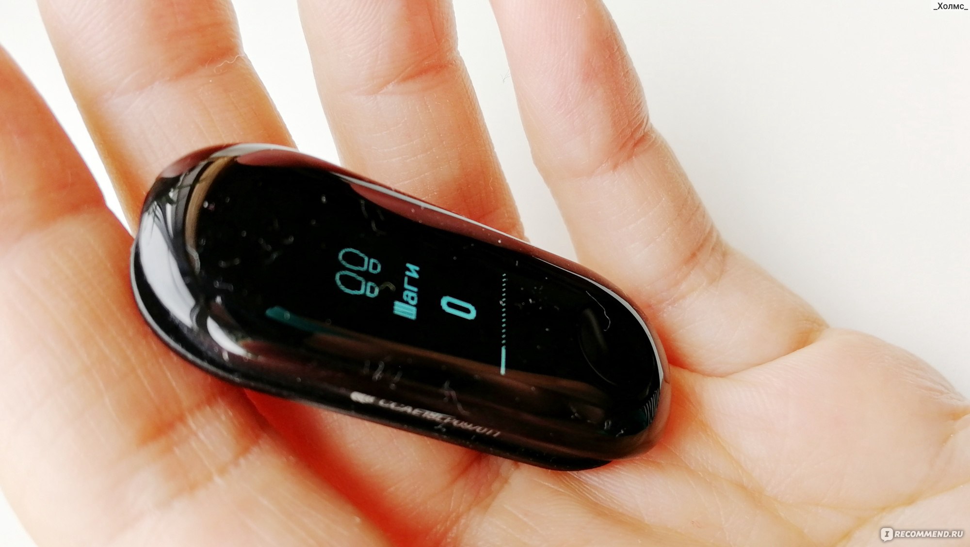 Фитнес-браслет Xiaomi Mi Band 3 - «Включение поднятием руки, непрерывное  измерение пульса, сна, калорий - незаменимый помощник на тренировках!  Находка для аллергика, стиль, водонепроницаемость - это все он ☝️ » | отзывы