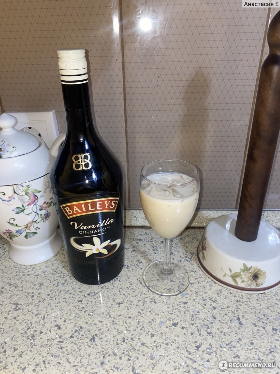 Ликер Baileys Vanilla Cinnamon - «Приторный , но если употреблять со льдом  - сойдет , особенно для любителей ванили ?» | отзывы