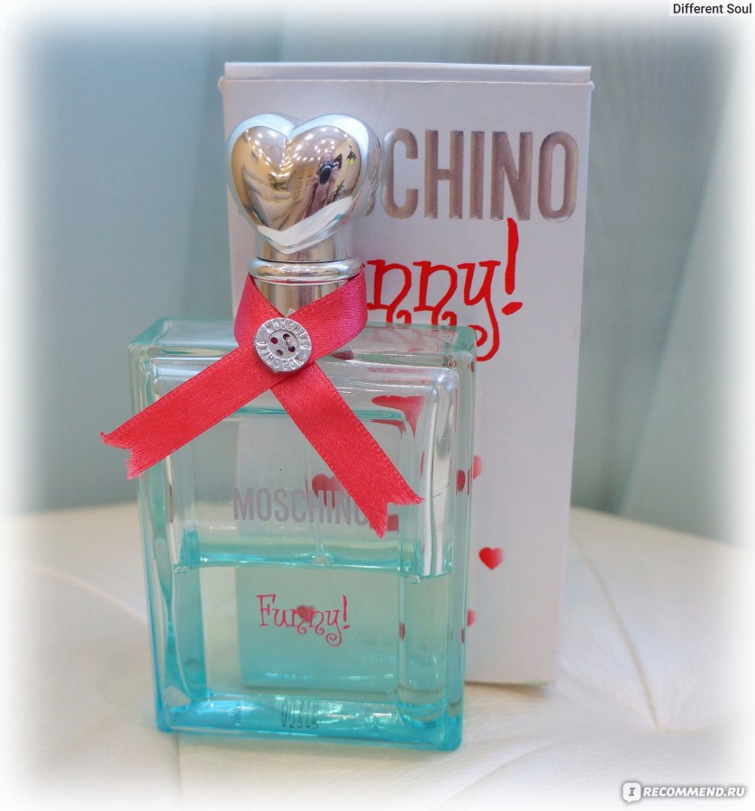 Moschino funny. Moschino funny! Lady 25ml EDT. Туалетная вода- Moschino - funny, 50ml. 25 Мл Moschino в руках. Москино Фанни реальные фото.