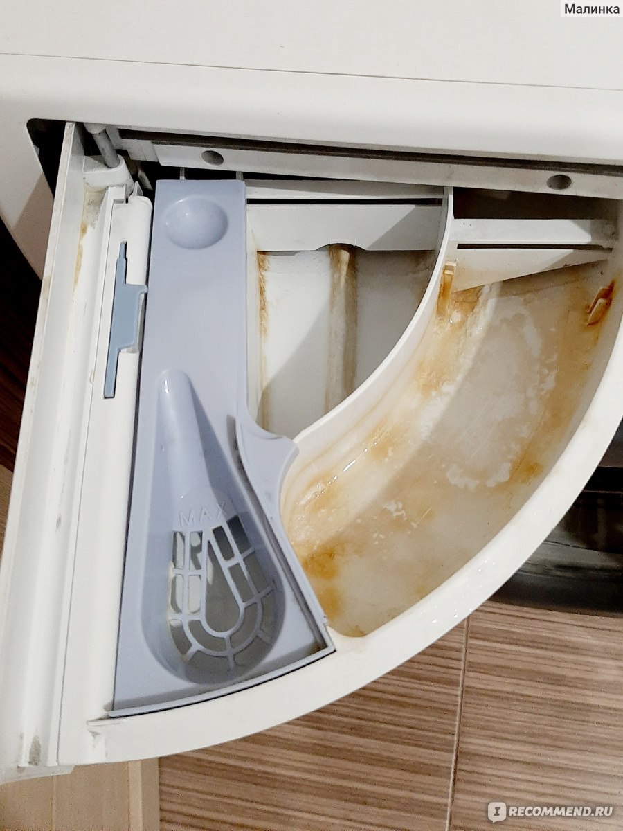 Что проверить в первую очередь, если в стиральной машине остается порошок