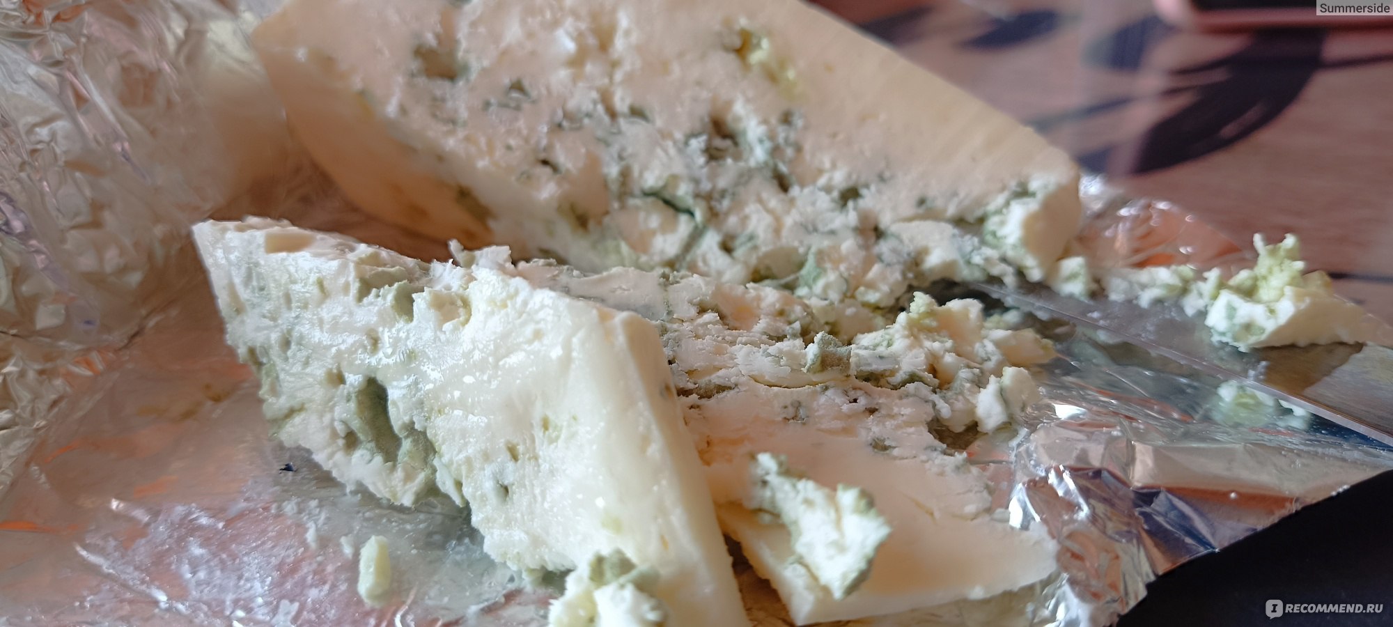 Сыр Premiere of taste Blue cheese сыр с голубой плесенью - «Конечно, не  касу марцу, но вкус и аромат подвала как минимум🧀Судя по виду и запаху,  здесь тонна плесени. И мне это