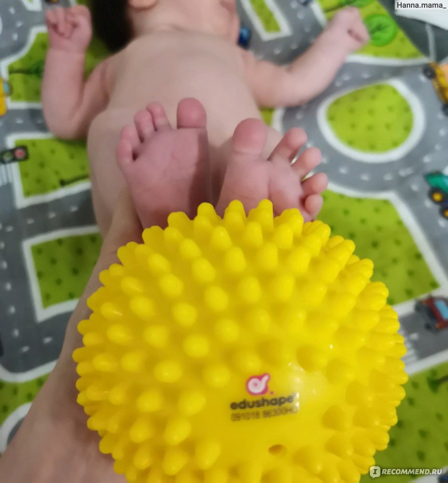 Ebushape Сенсорный мяч с шипами Sensory Ball Yellow - «Массажный мячик-ёж  из шведского ИМ ru.babyshop.com Играть с новорожденным можно уже с первых  недель жизни! » | отзывы