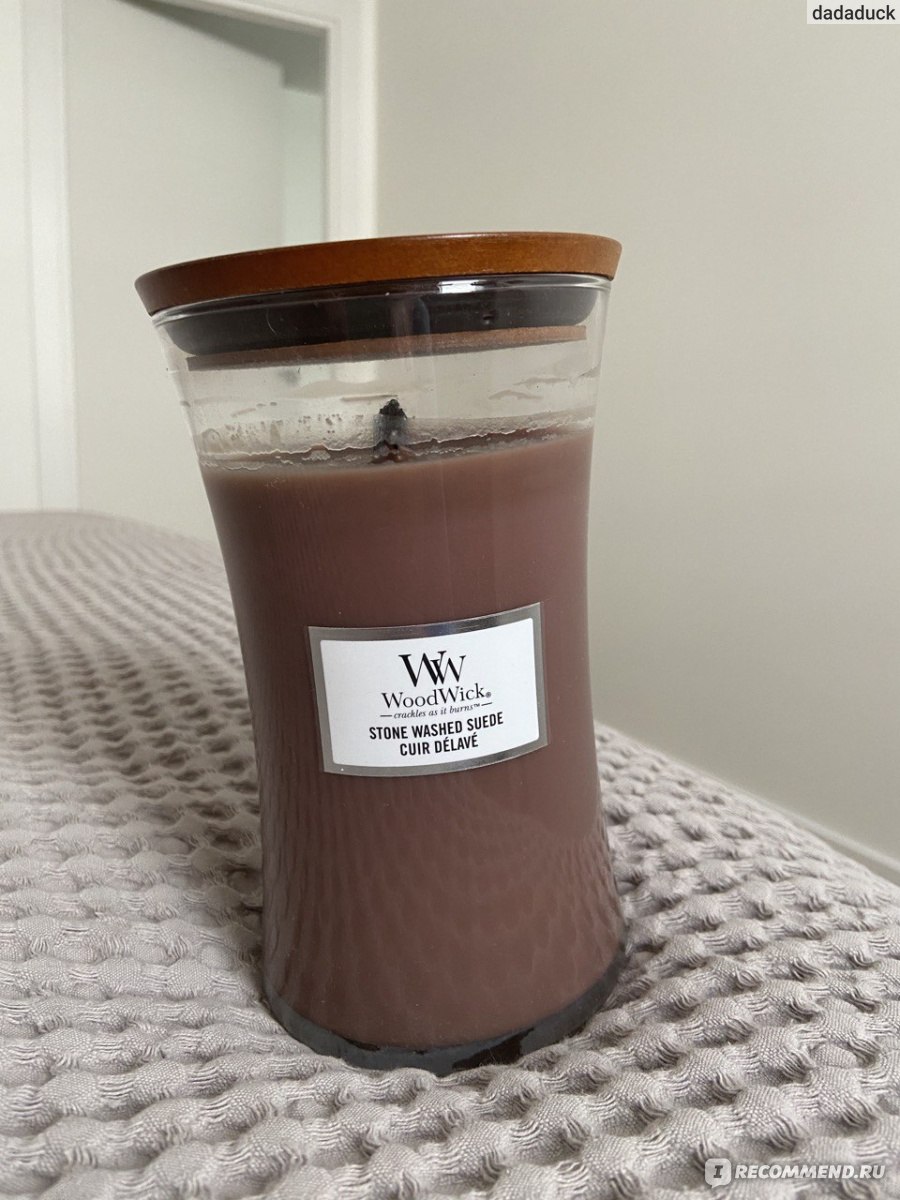 Ароматическая свеча Yankee Candle Woodwick Stone Washed Suede - «Когда  срочно нужно настроение 