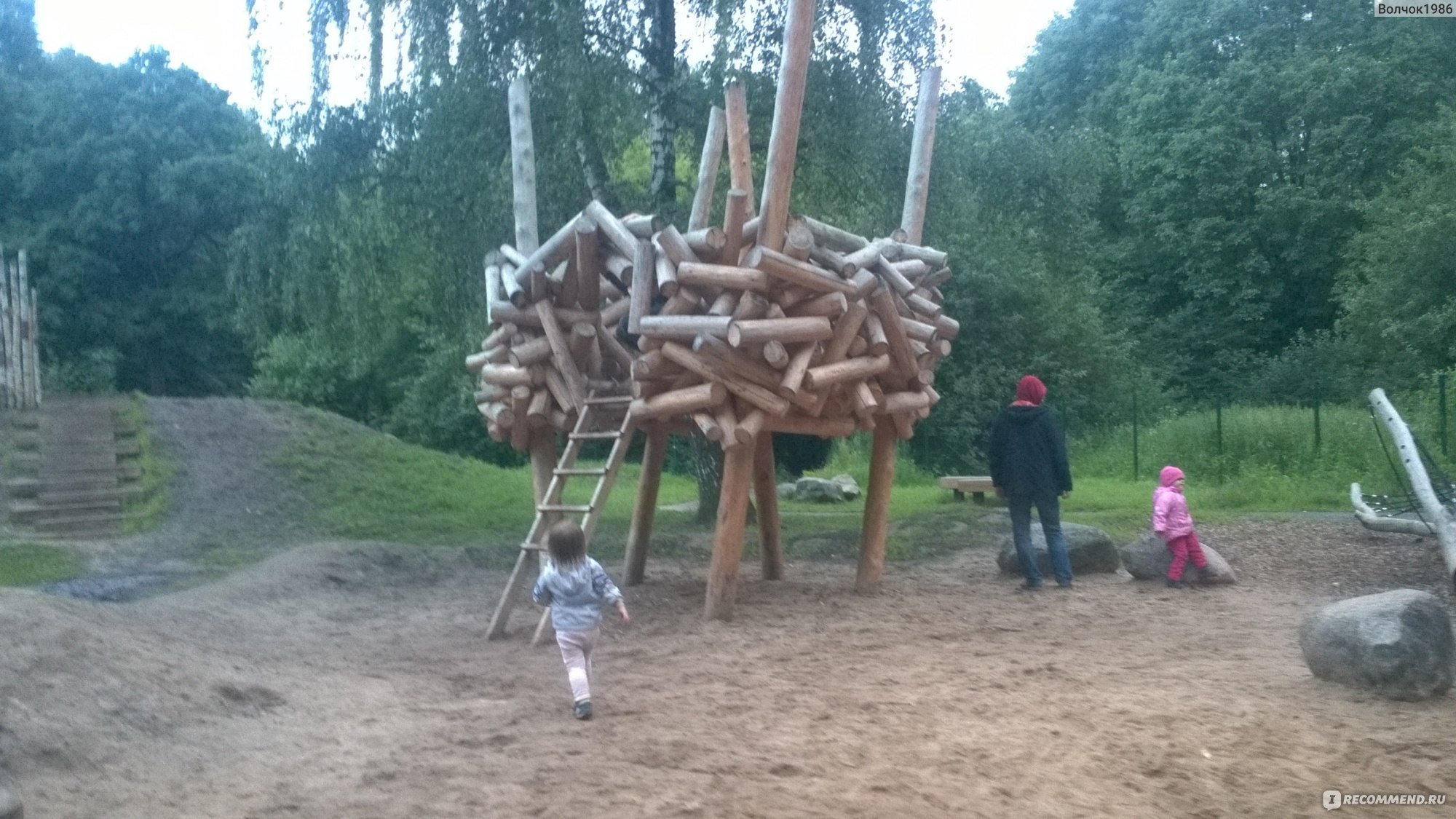 Детская площадка у Тайного холма Измайловский парк