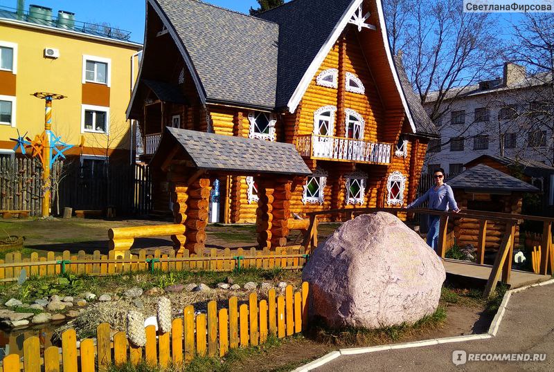 Лучше кострома. Отель Терем Снегурочки Кострома. Кострома Терем Снегурочки ложка. Снегурочка Кострома гостиница Терем. Картинки города Кострома достопримечательности Терем Снегурочки.