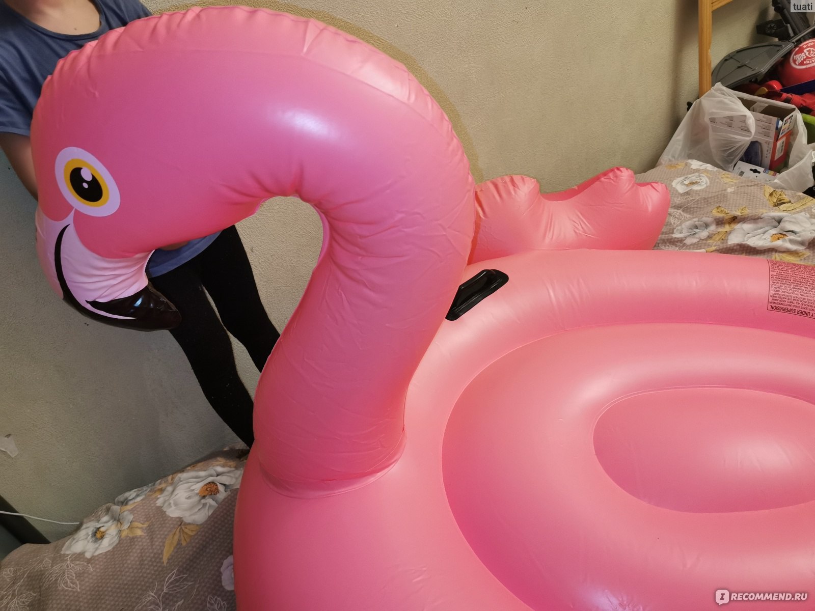 Огромный надувной матрас фламинго