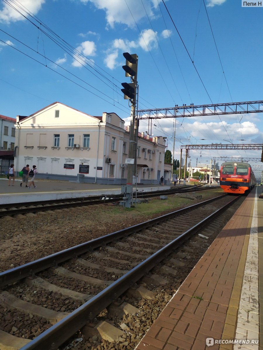 Краснодар тольятти поезд. Новороссийск (станция). Станция Новороссийск проект. Поезд Симферополь Новороссийск. Новороссийск поезд с фото город.