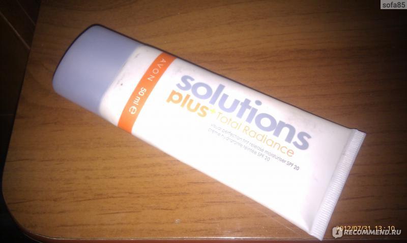 Крем с тональным эффектом Avon Solutions "Красота и уход" SPF 20 ...
