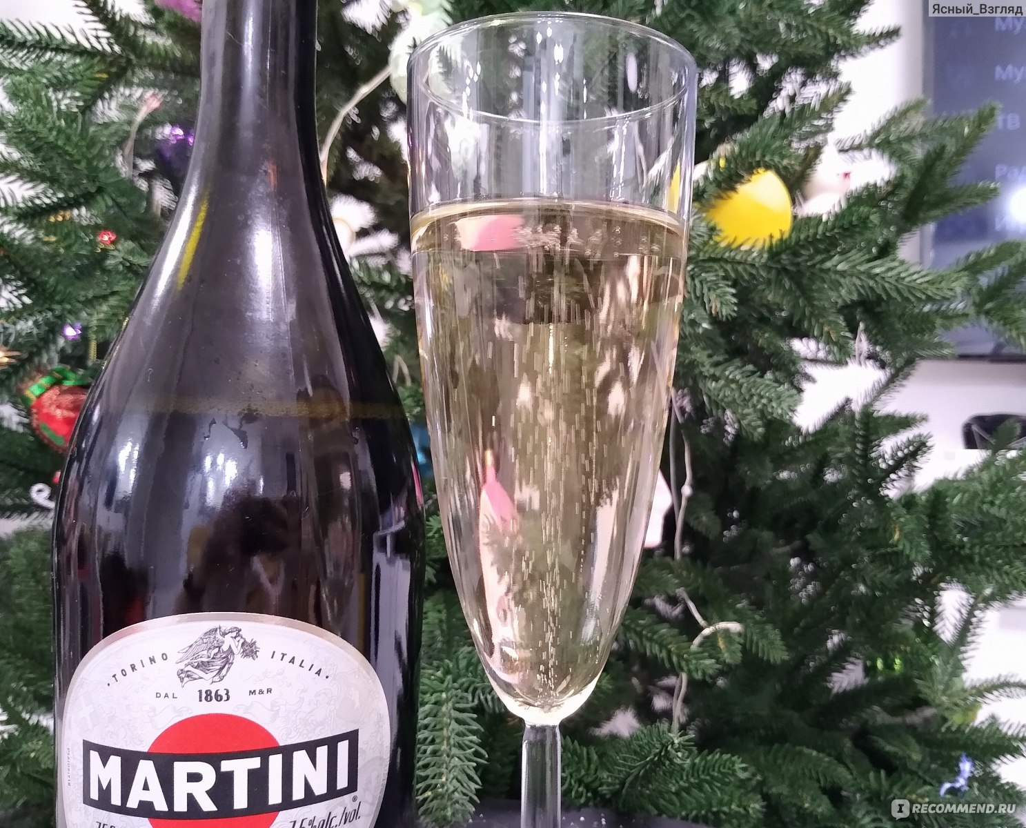 Игристое вино Martini Asti - «Martini Asti – просто шок для вкусовых  рецепторов! Но красная икра и сыр с плесенью способны обуздать это  игристое. Сколько градусов в Martini Asti и каковы последствия