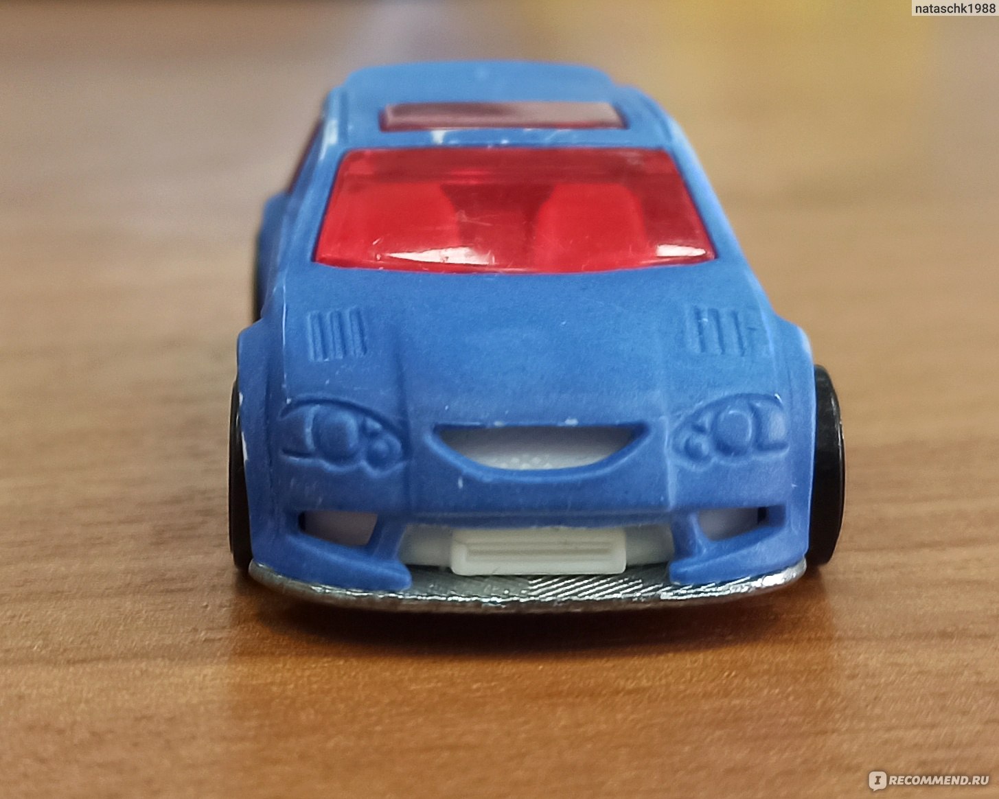 Hot Wheels Меняющая цвет машинка 