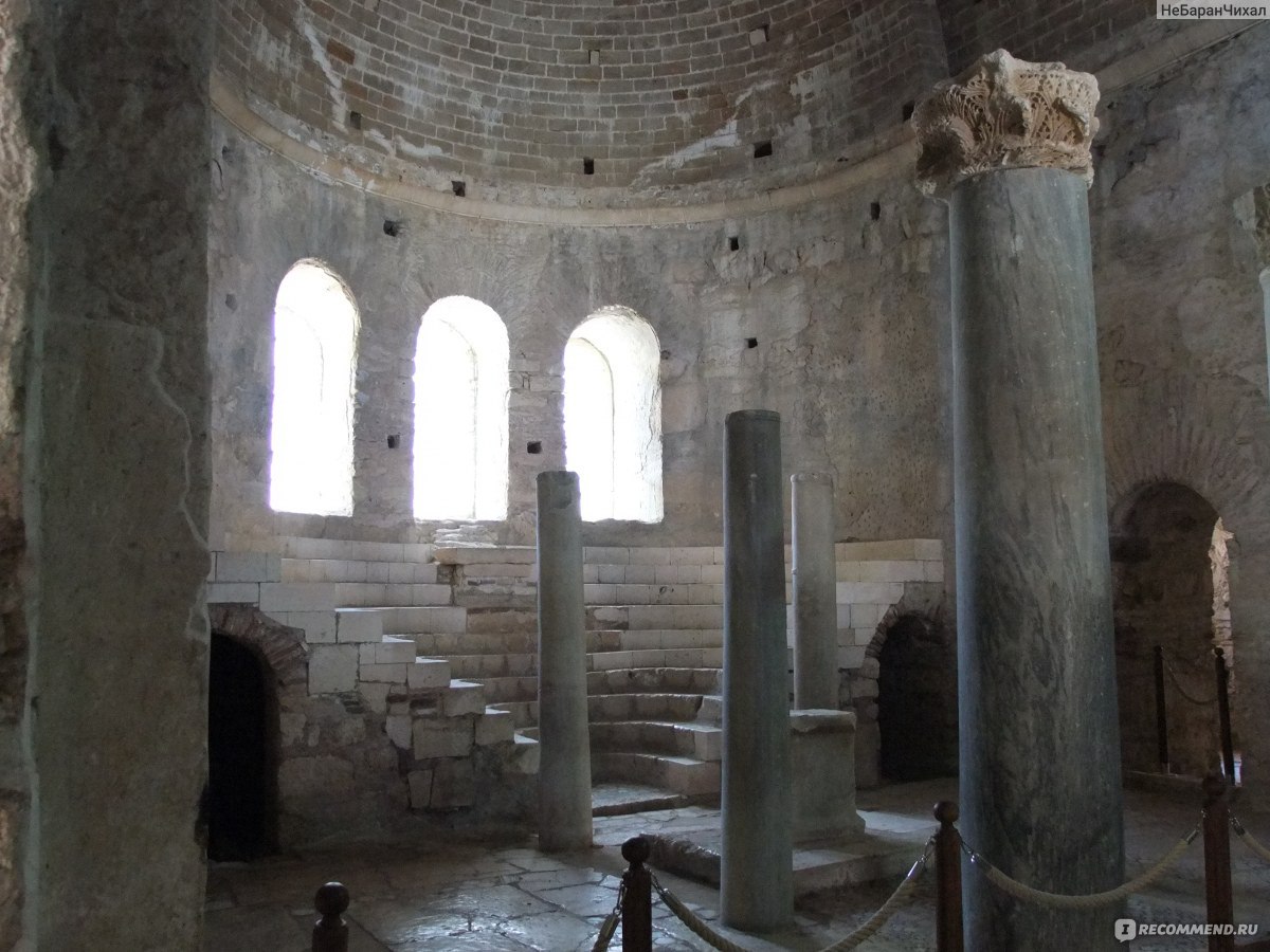 Храм Николая Чудотворца в Турции под землей