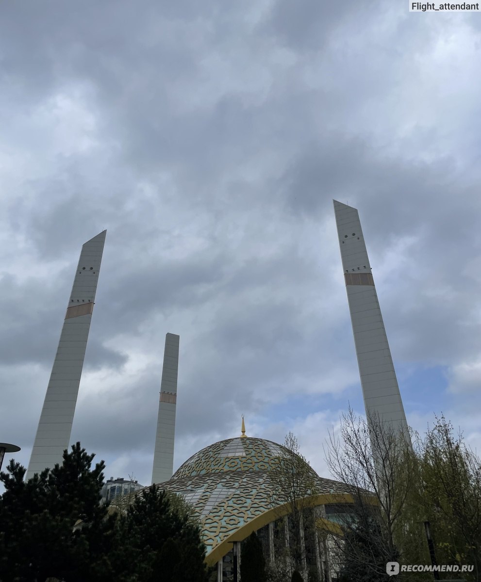 Г. Аргун, сверх современный мечеть СЕРДЦЕ МАТЕРИ имени Аймани Кадыровой