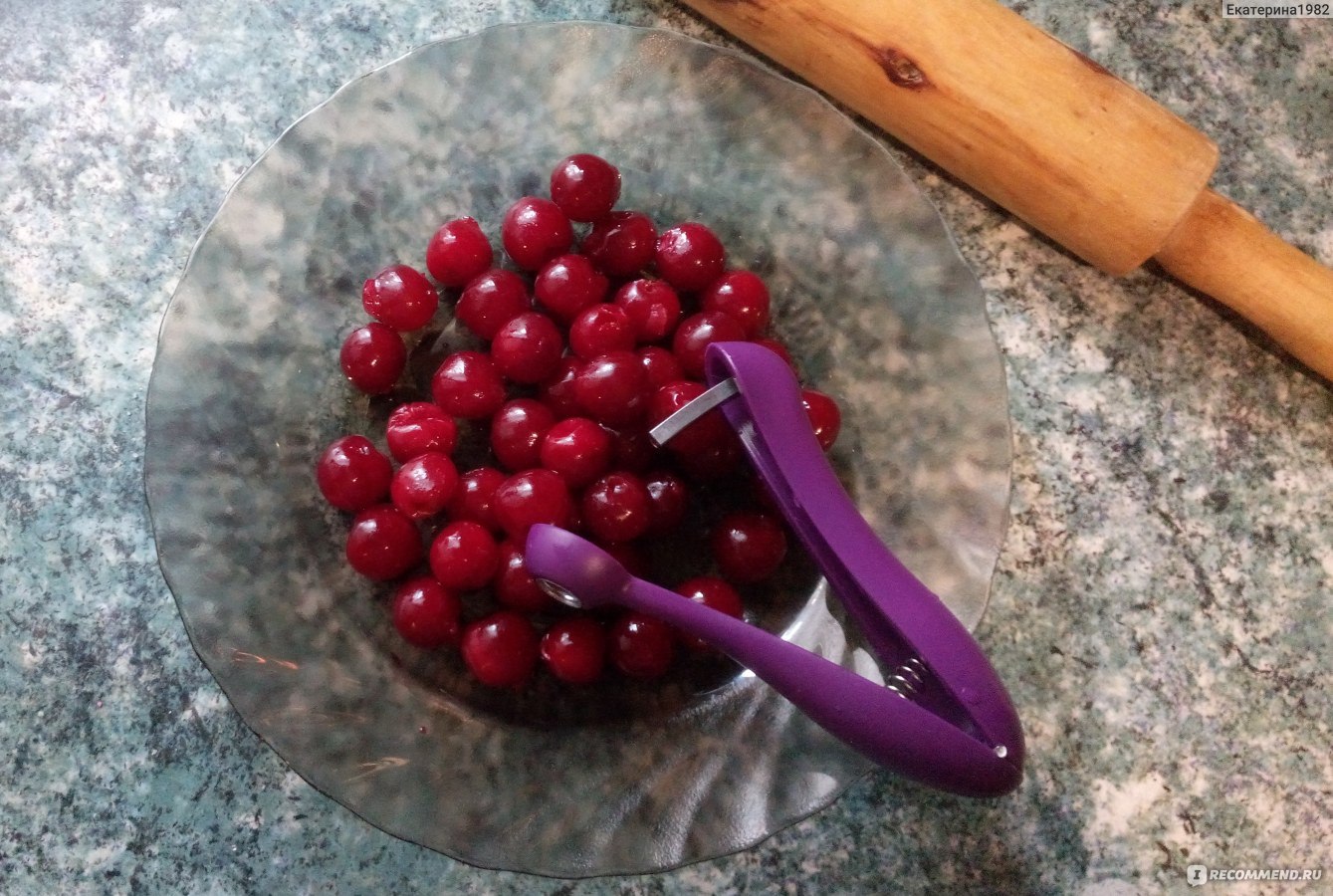 Как вытащить косточки из вишни — приспособление для удаления косточек из вишни