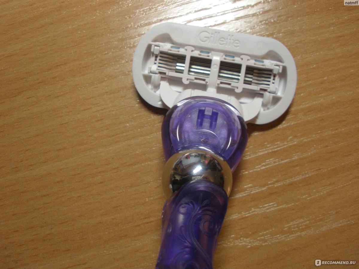 Станок для бритья gillette venus swirl с 1 сменной кассетой