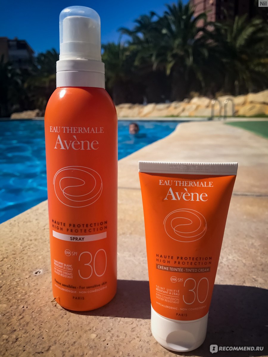 Avene солнцезащитный спрей