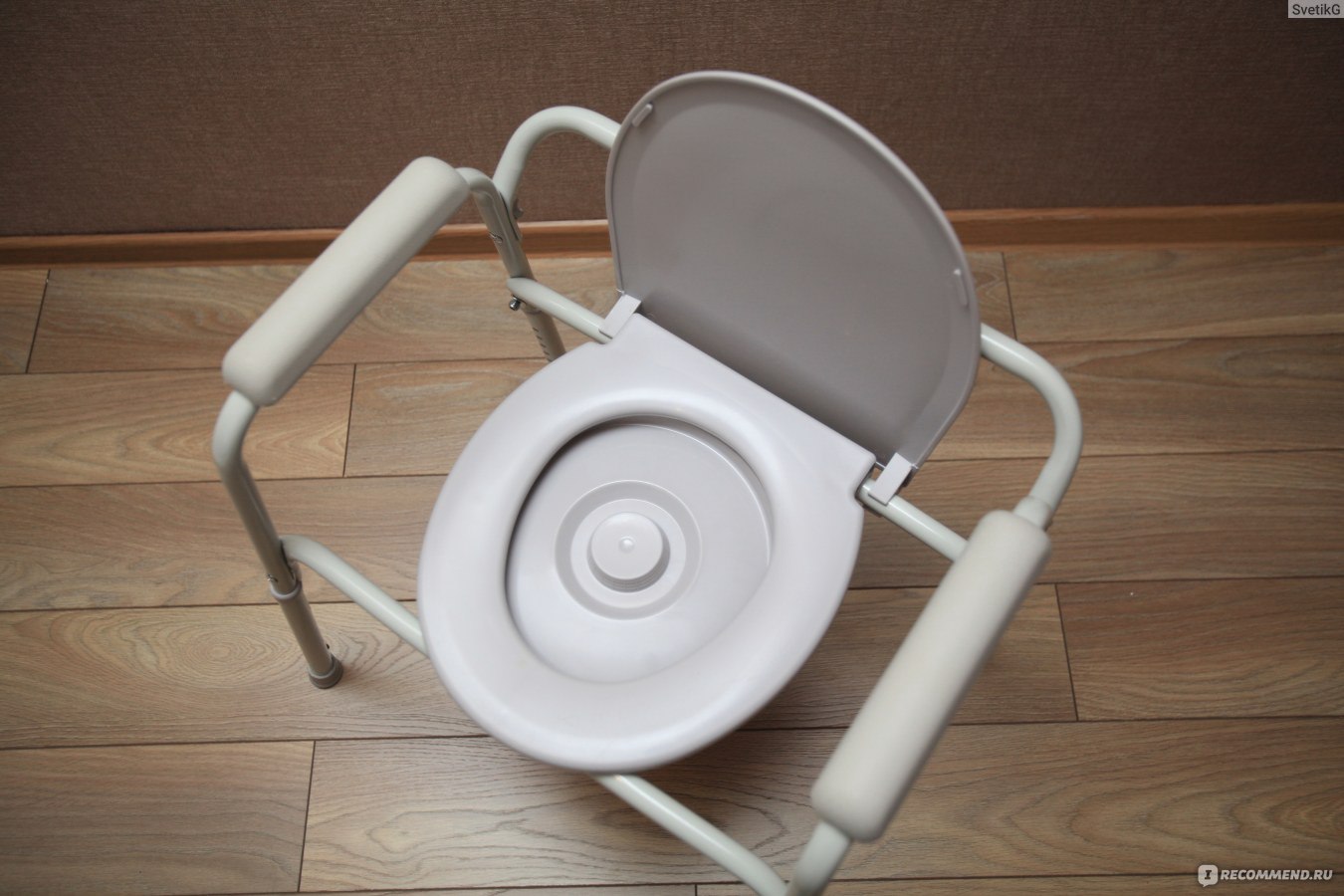 Кресло-туалет h 020b Armed