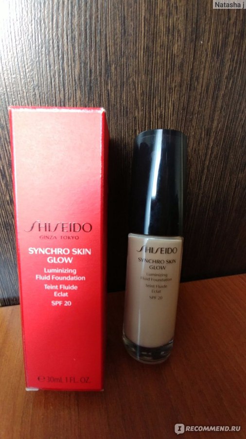 Shiseido флюид. Шисейдо тональный флюид. Шисейдо Neutral 2. Флюид Shiseido Synchro Skin. Шисейдо тональный с сиянием.
