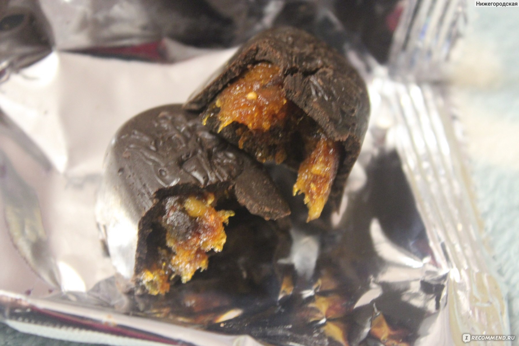 Конфеты Di&Di "Умные сладости" курага с грецким орехом в шоколадной глазури без сахара фото