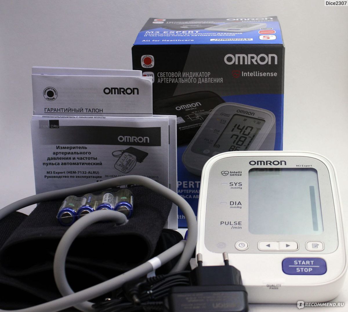 Omron m3 expert. Омрон м3. Тонометр Омрон м3. Омрон м3 эксперт. Omron м4.