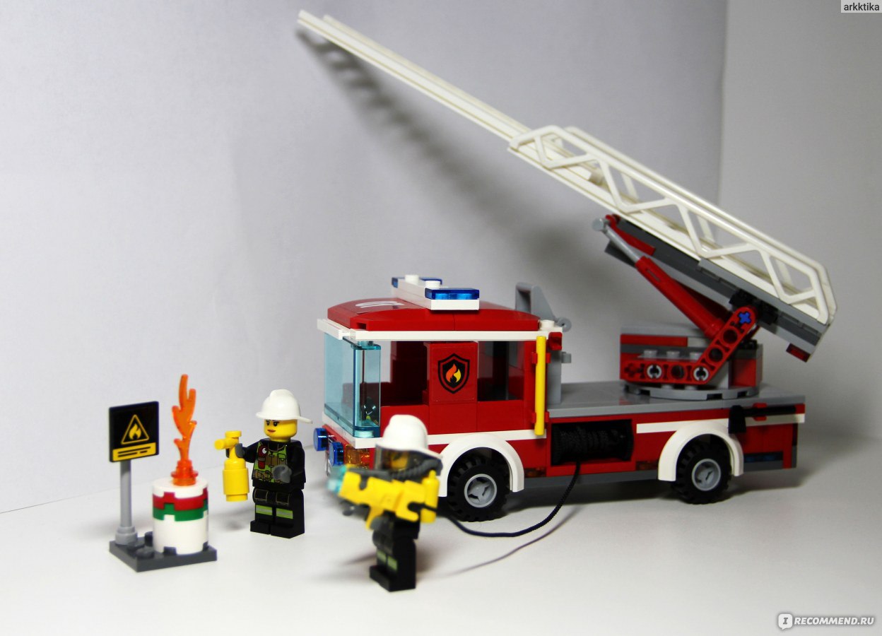 Конструктор LEGO City Машина пожарного расчета купить в Минске