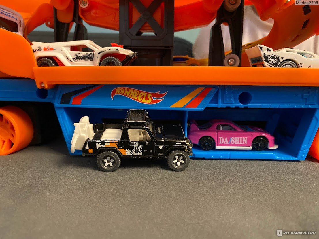 Hot Wheels City Подними и запусти Lift & Launch Hauler GNM62 - «Hot Wheels  - стоит ли машина своих 3689 рублей? Отличная задумка, не самое хорошее  исполнение, но все-таки высокая оценка и