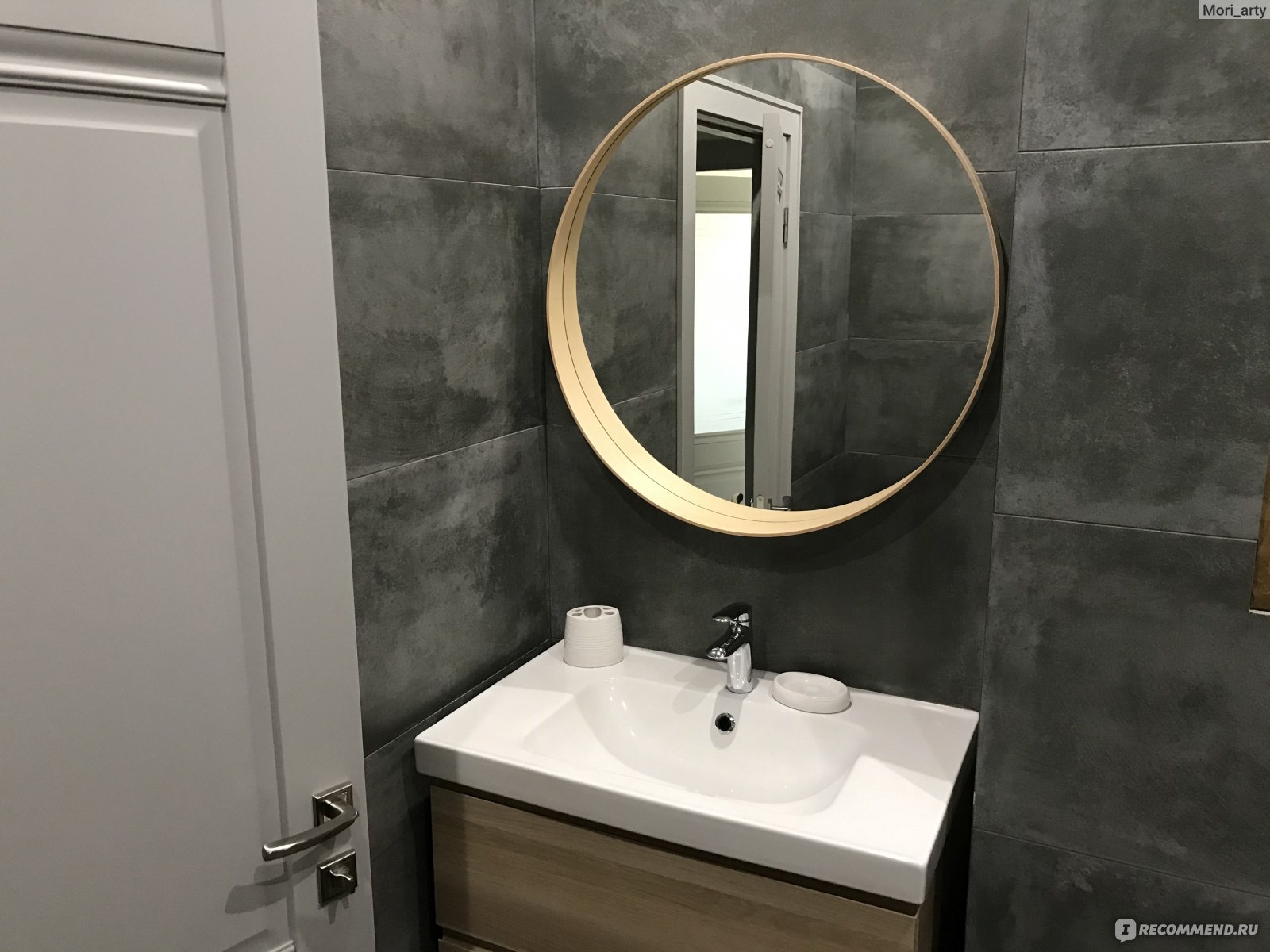 зеркало стокгольм икеа в интерьере ванной