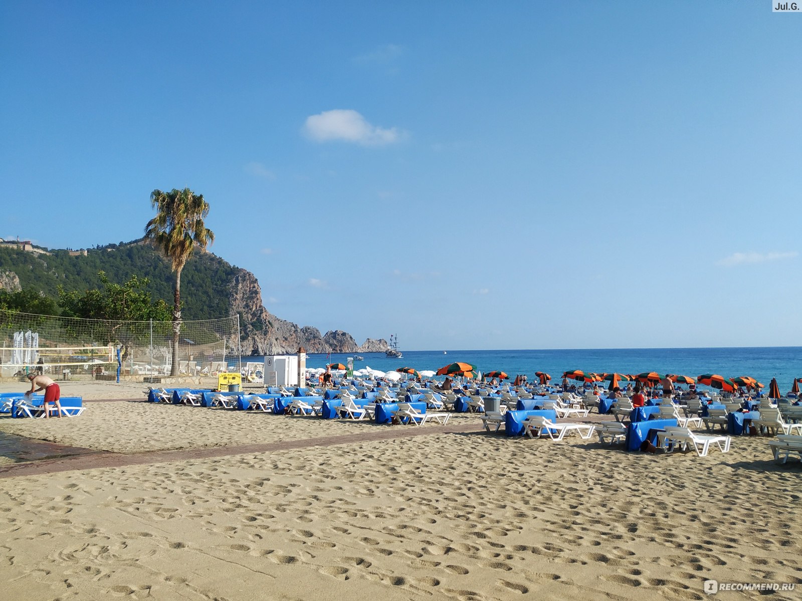 Турция, Аланья, пляж Клеопатры (Cleopatra Beach) - «Самый лучший пляж  Алании? Ну не знаю... Красивый, отлично обустроенный, но не такой уж и  идеальный! Хвалить - хвалю, но советую не всем! Пляж Клеопатры -