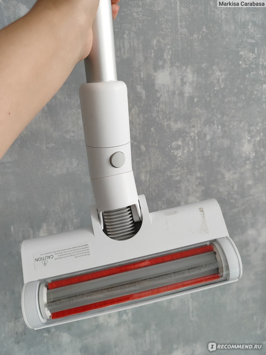 Вертикальный пылесос Xiaomi Mi Handheld Vacuum Cleaner  (MJWXCQ03DY/BHR4636GL) Light - «Пылесосный маньяк, как меня называет муж, а  я просто не переношу пыль и сор в квартире. Расскажу зачем мне три вида  пылесосов » |