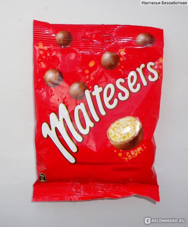 Шоколадные шарики в красной упаковке Maltesers