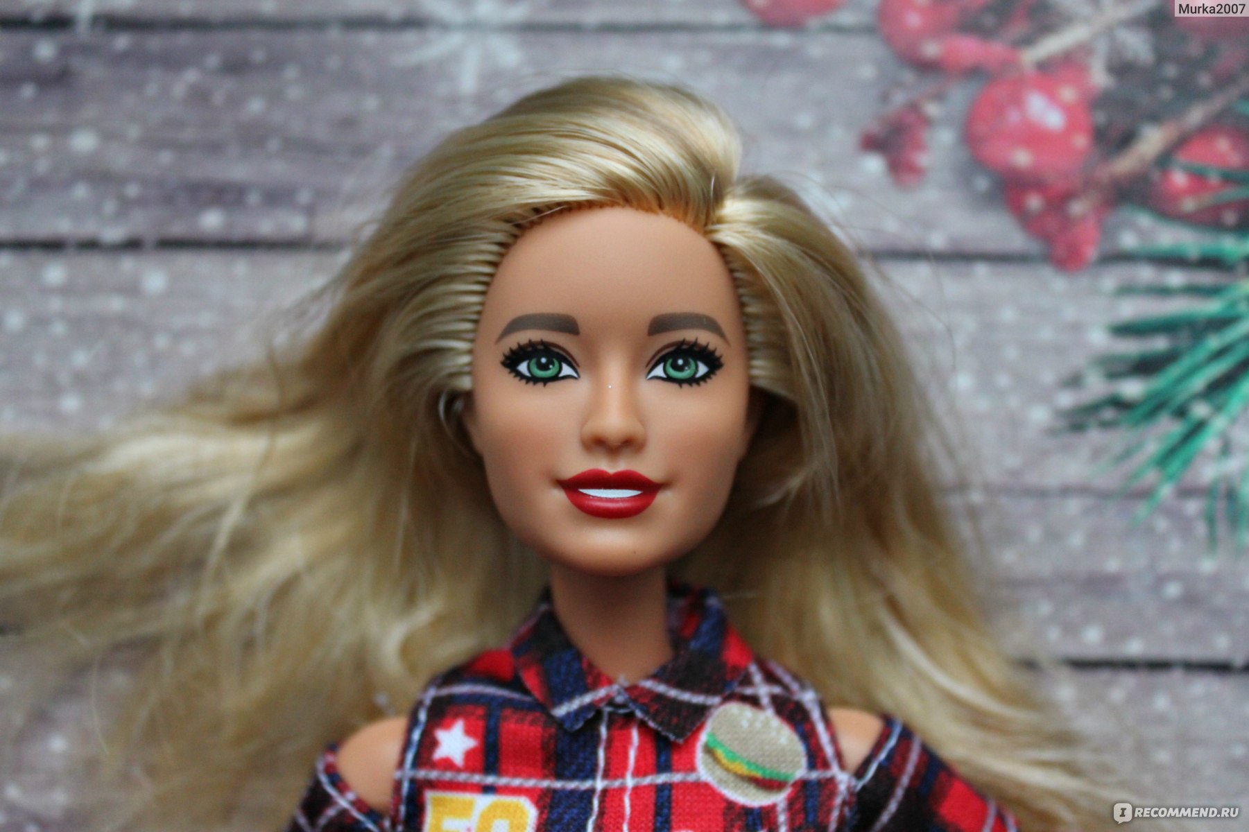 Шикарная блондинка Barbie Fashionistas 113. 