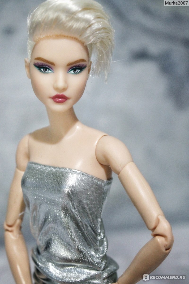 Barbie Looks кукла c короткими волосами HCB78 фото