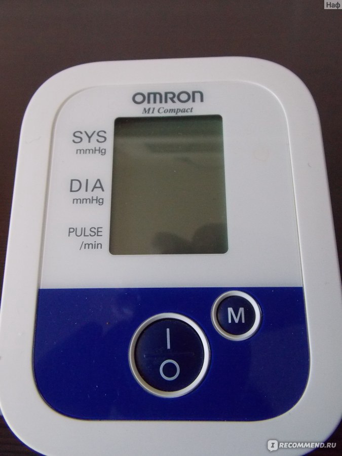 Тонометр Omron M1 Compact фото