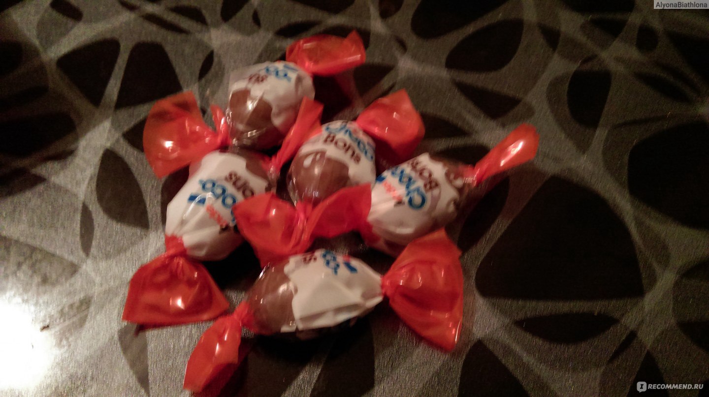 РљРѕРЅС„РµС‚С‹ kinder Schoko bons