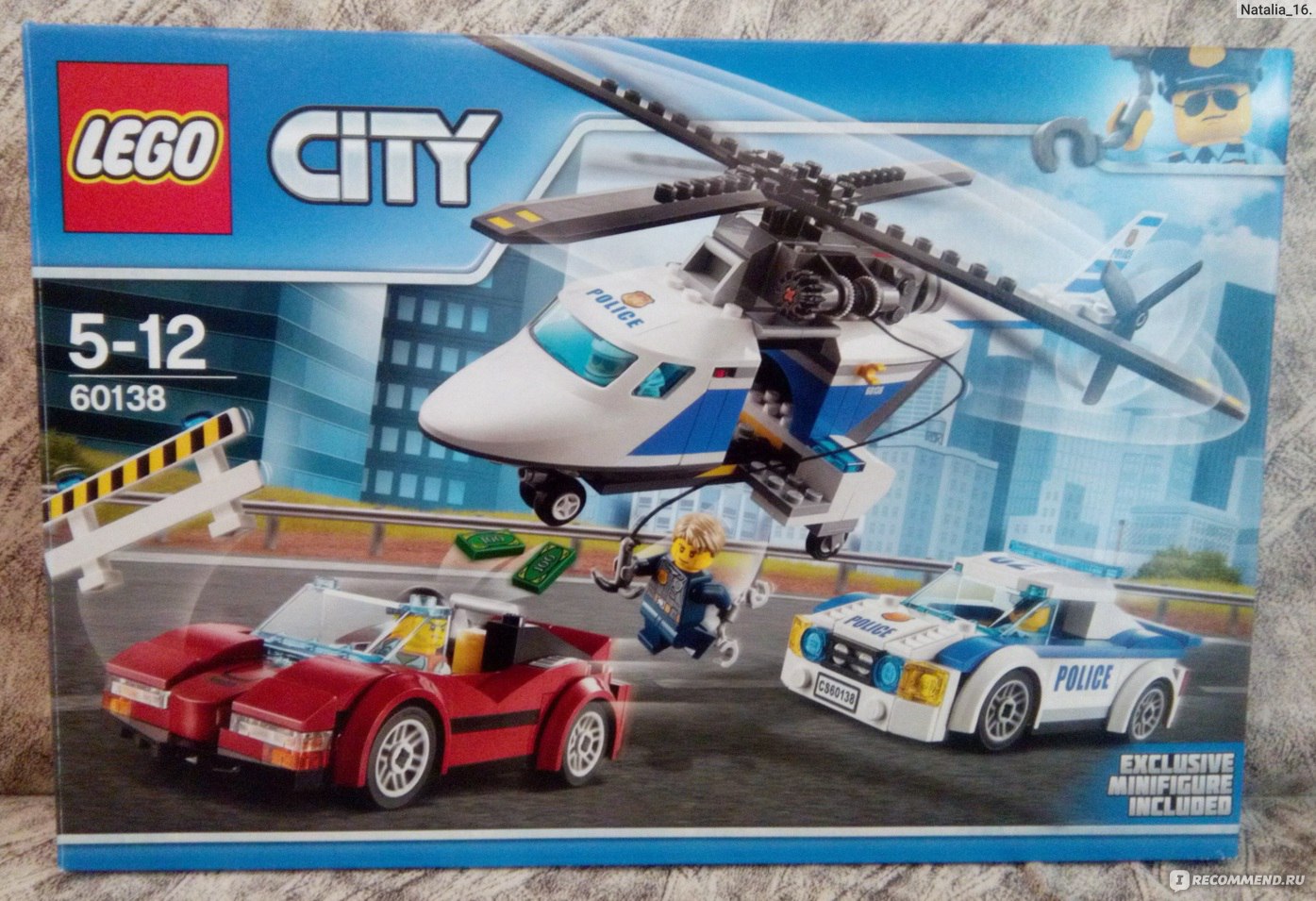 Lego City 60138 Стремительная погоня - «Конструктор Lego City 60138  Стремительная погоня. Новинка 2017 года. В наборе три транспортных  средства, заградительное сооружение, четыре минифигурки (одна эксклюзивная)  и различные аксессуары. Интересный сюжет ...