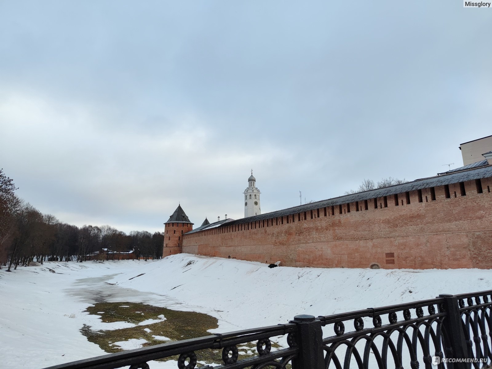 Россия, Великий Новгород - «Стоит ли ехать в Новгород зимой? Что посмотреть  на новогодних каникулах? Нам очень понравилось в городе, но без но не  обошлось» | отзывы