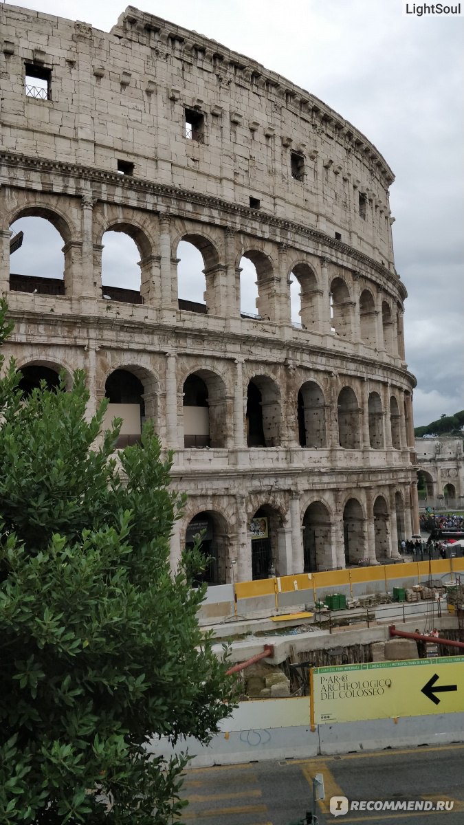 Италия. Рим. Колизей. / Italy. Rome. Colosseum. Colosseo. - «3 варианта  пройти в Колизей без гигантских очередей. Стоит ли брать экскурсию или  самостоятельного посещения будет достаточно? Отзыв от любительницы эпохи Древнего  Рима.» | отзывы