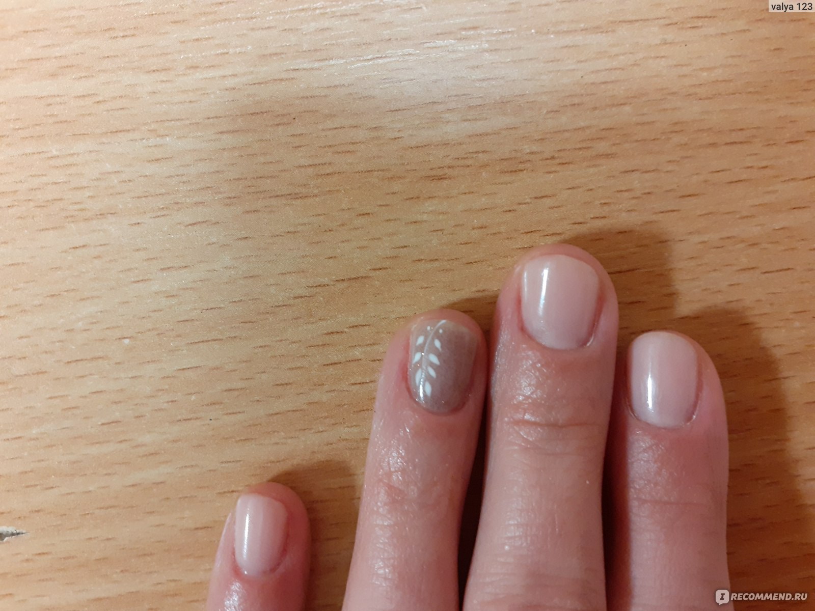 Почему гель-лак плохо держится на ногтях, как это предотвратить?
