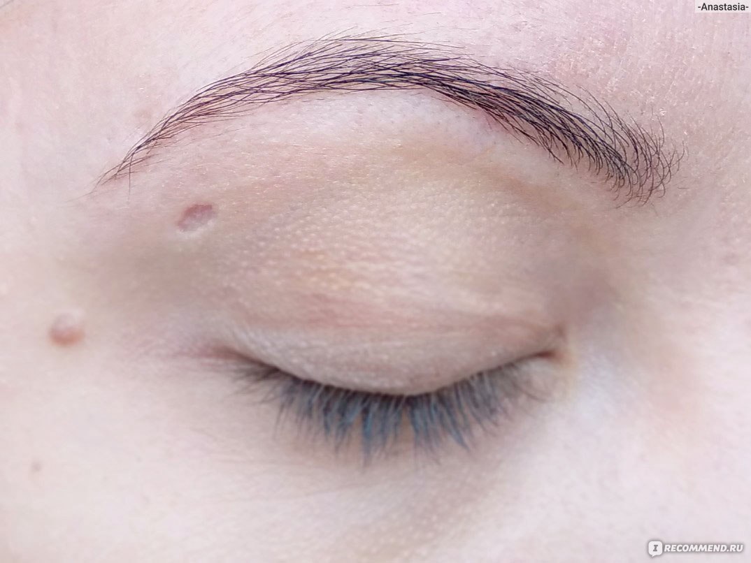 Корректор для бровей Eveline Eyebrow Therapy Total Action постепенно  окрашивающий брови с хной 8 в 1 - «Постепенное окрашивание и укладка  бровей. Отличный корректор за небольшие деньги.» | отзывы