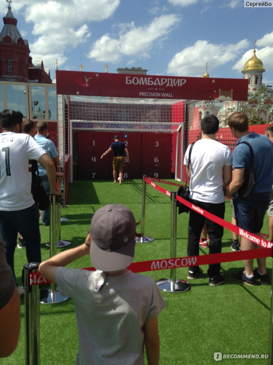 Парк футбола ЧМ-2018 на Красной площади, Москва фото