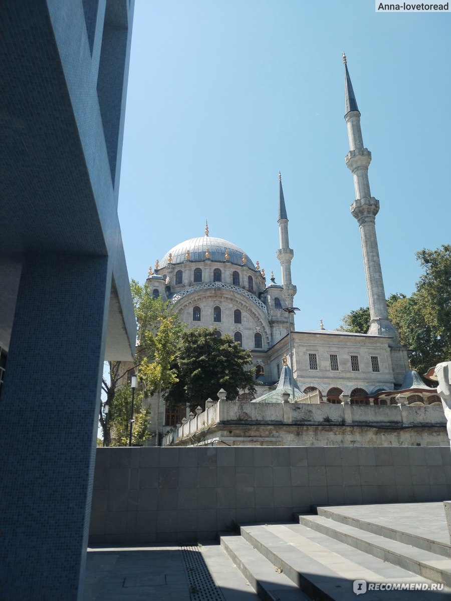 Музей изобразительного искусства и скульптуры (Istanbul Museum of Painting  and Sculpture; IRHM (İstanbul Resim ve Heykel Müzesi)), Стамбул, Турция -  «Хороший музей, который редко попадает в шорт-листы 