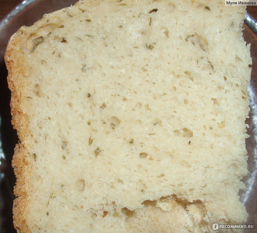 Пшеничный хлеб с ароматными травами и чесноком - пошаговый рецепт с фото