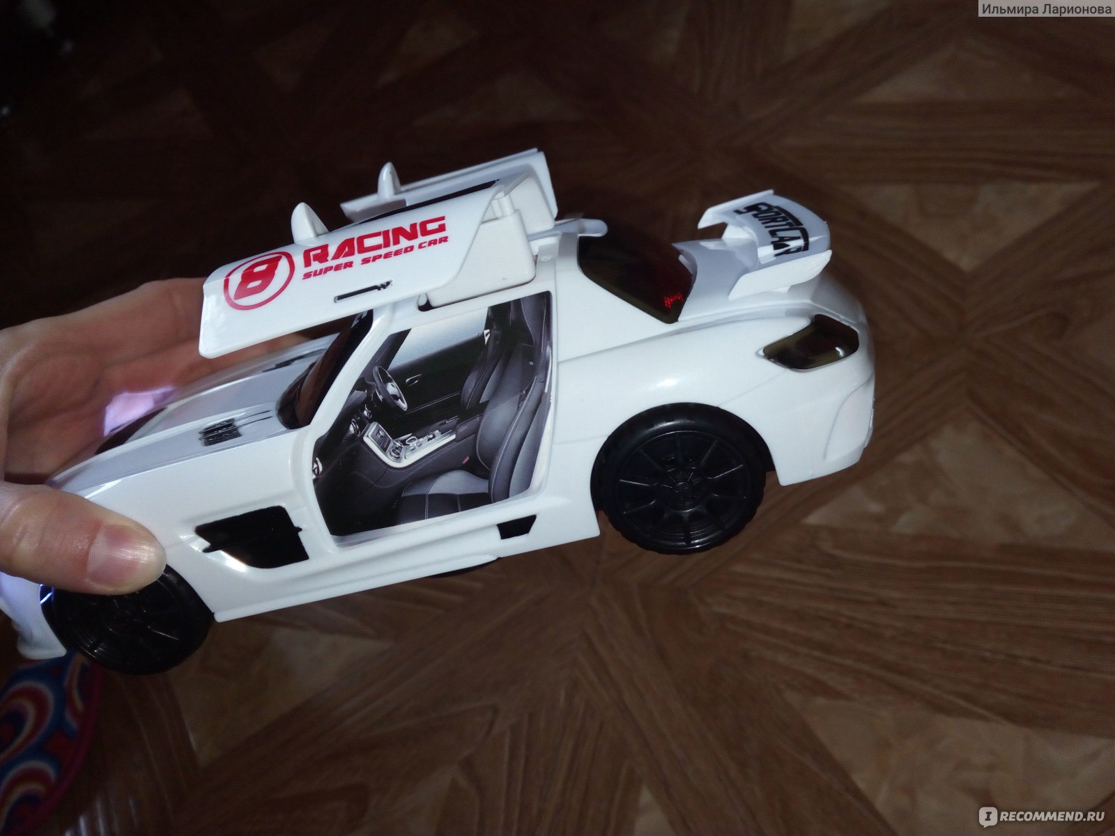 Lediv toys Sportcar New series LD-101 - «Танцевальная машинка!))) Сама  едет, поет, кружится, разворачивается, открывает двери и светится!!!» |  отзывы