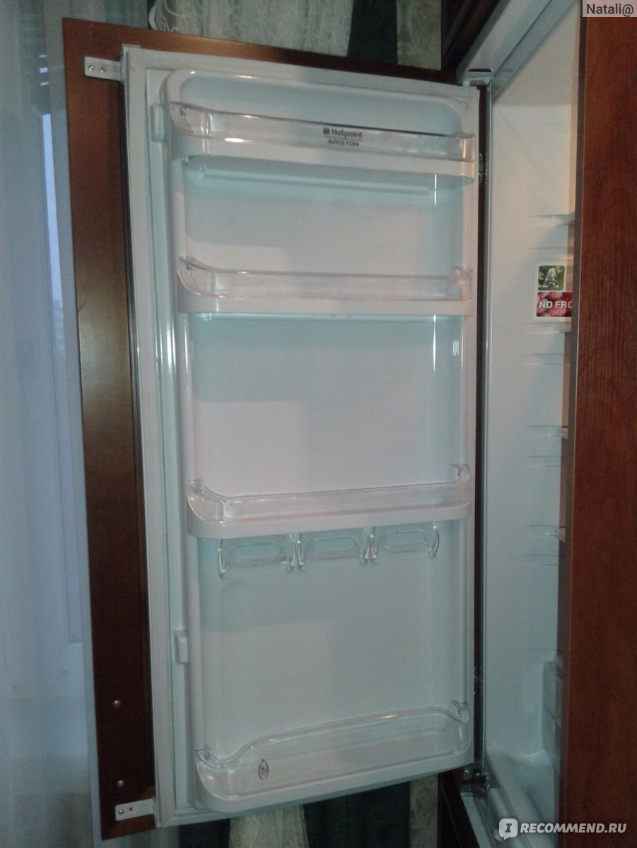 Встроенный холодильник hotpoint ariston. Ariston BCB 183337 VC. Холодильник BCB 183337. Холодильник Аристон 170 двухкамерный. Двухкамерный встраиваемый холодильник Hotpoint-Ariston BCB 183337 VC.