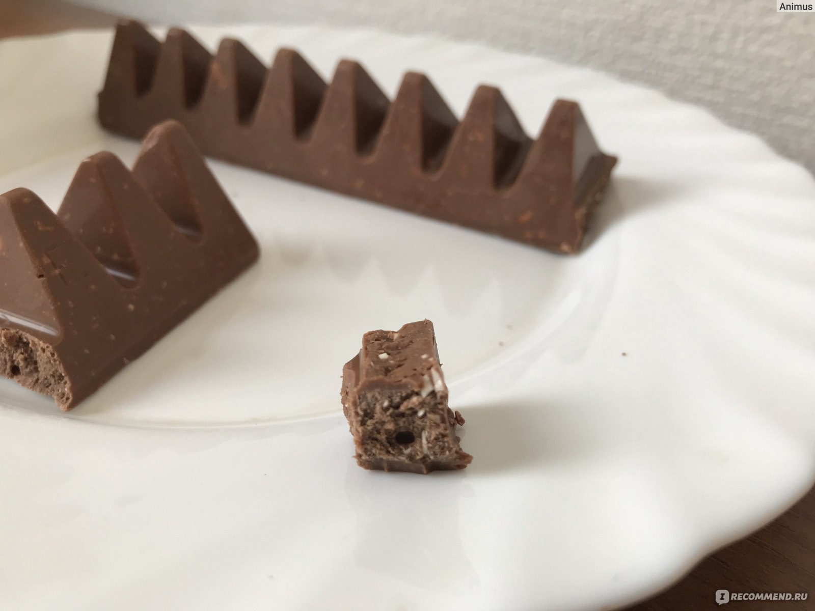 Шоколад пирамидками Toblerone