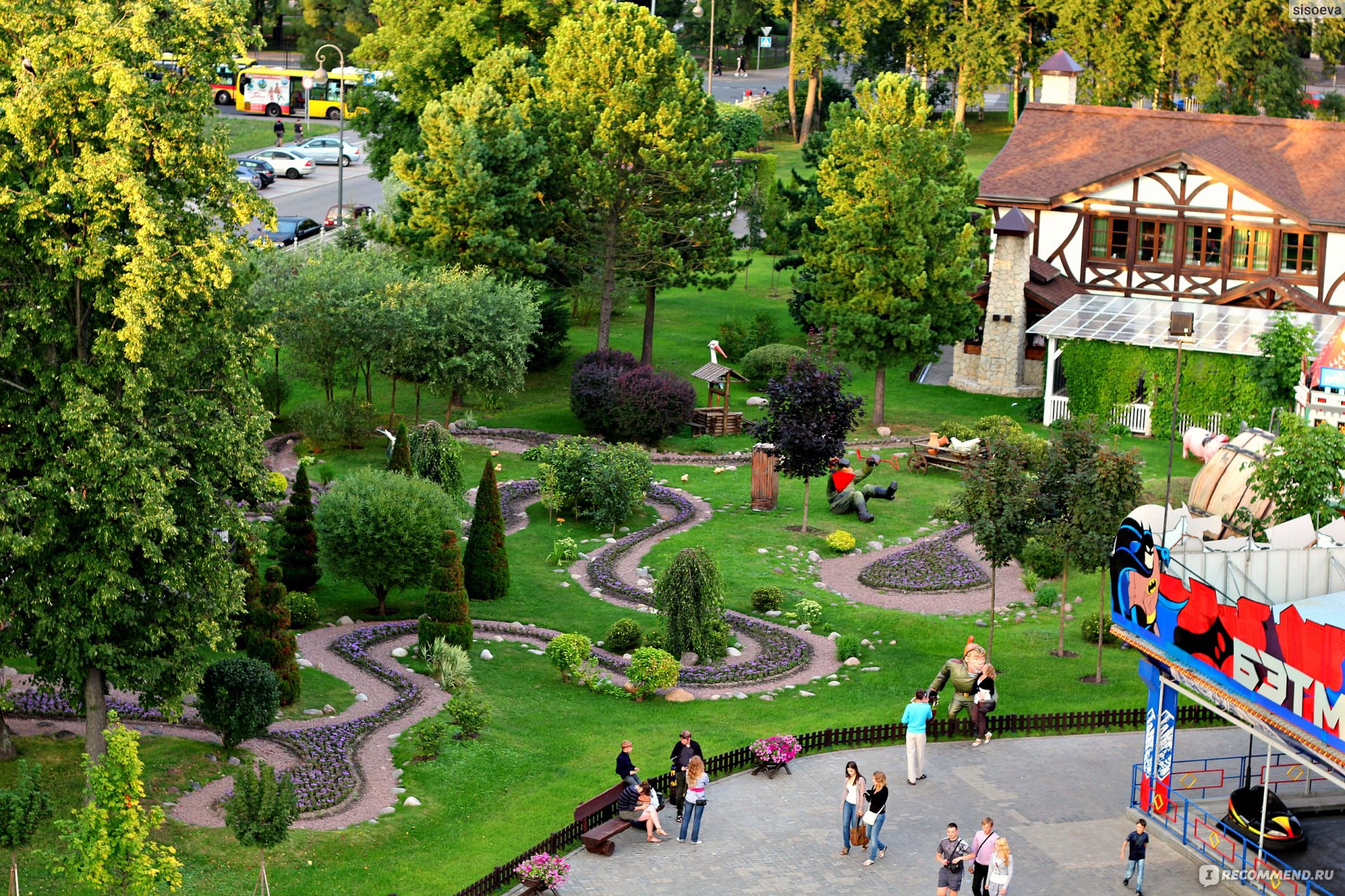 Ешь park. Парк Раздолье Ромашково. Диво-остров Санкт-Петербург ландшафт. Парк диво остров в Санкт-Петербурге. Ромашково парк в Москве.