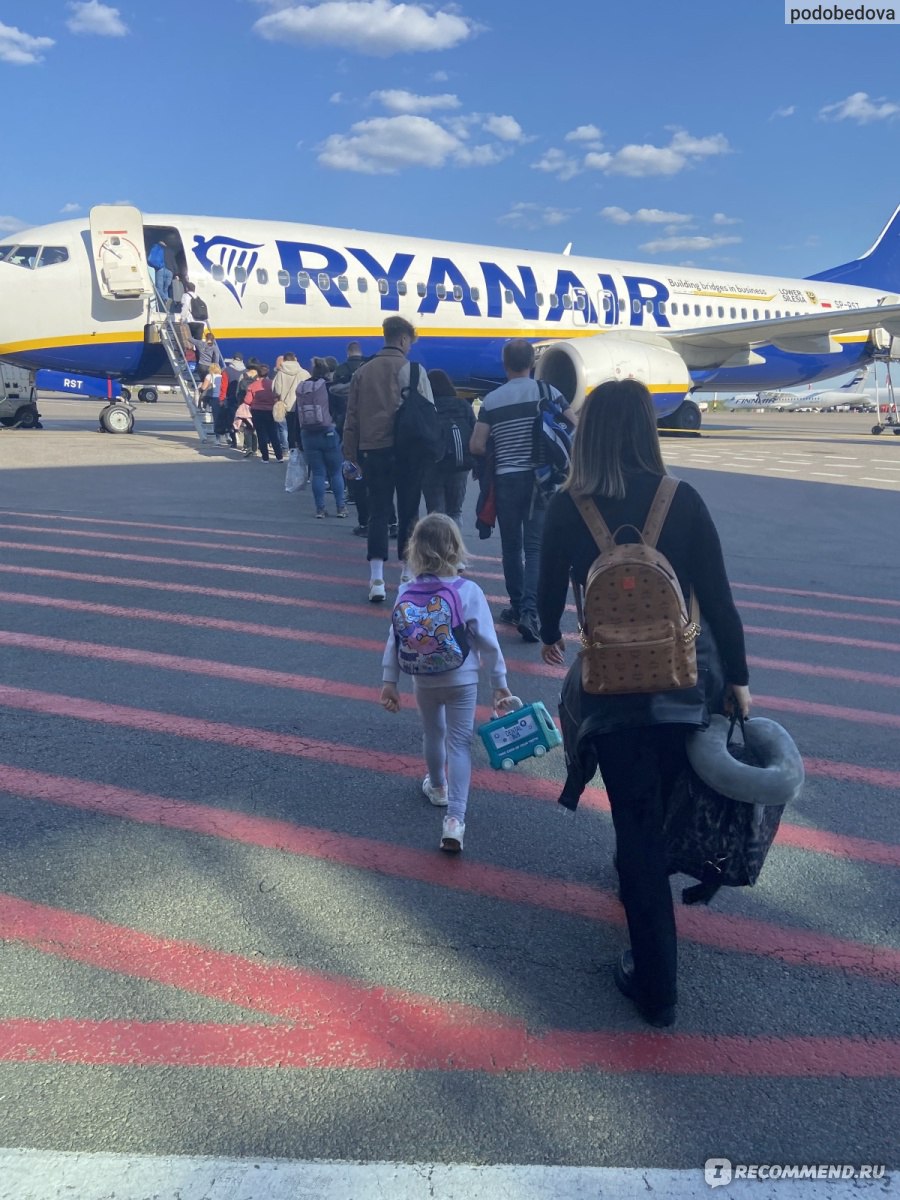 Ryanair - «Как мы попали на 500€, но все равно летаем. Все фишки покупки  билетов RyanAir.» | отзывы